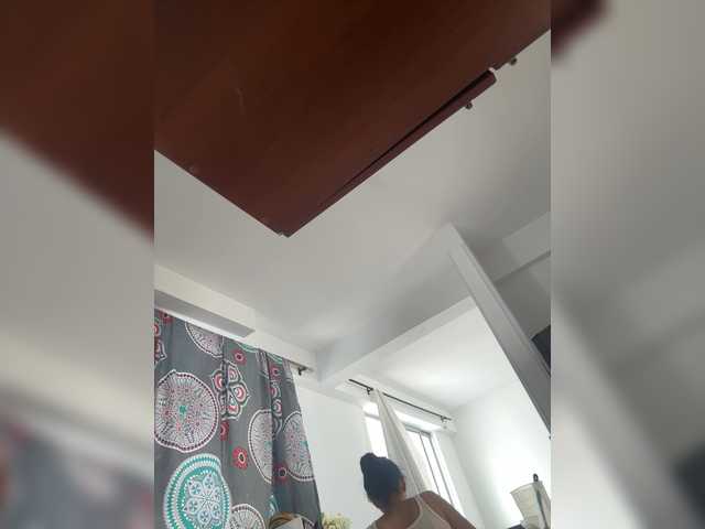 Sarayu- live cam on BongaCams