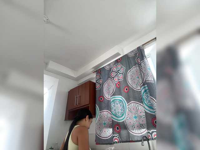 Sarayu- live cam on BongaCams