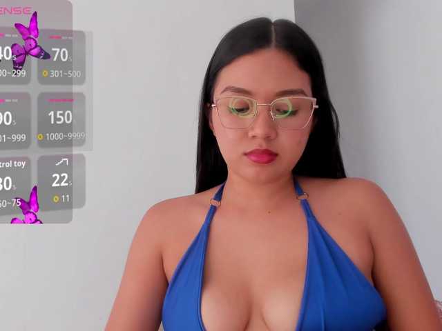 Sarayu- live cam on BongaCams