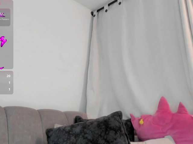 Sarayu- live cam on BongaCams