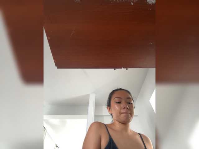 Sarayu- live cam on BongaCams