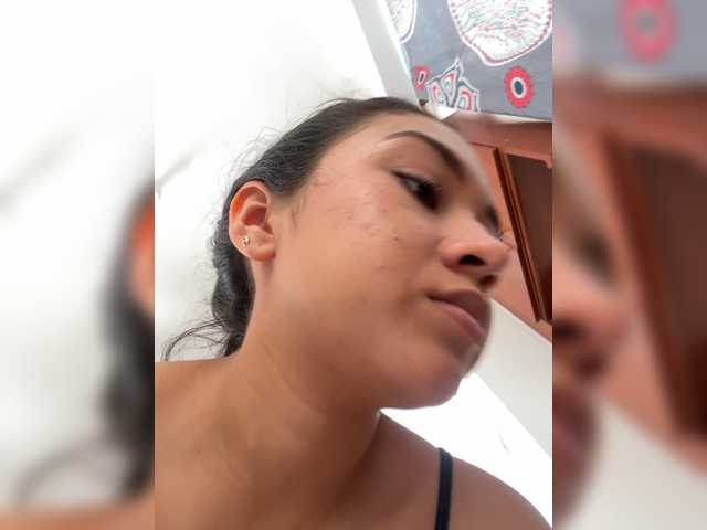 Sarayu- live cam on BongaCams