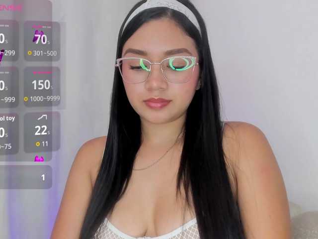 Sarayu- live cam on BongaCams