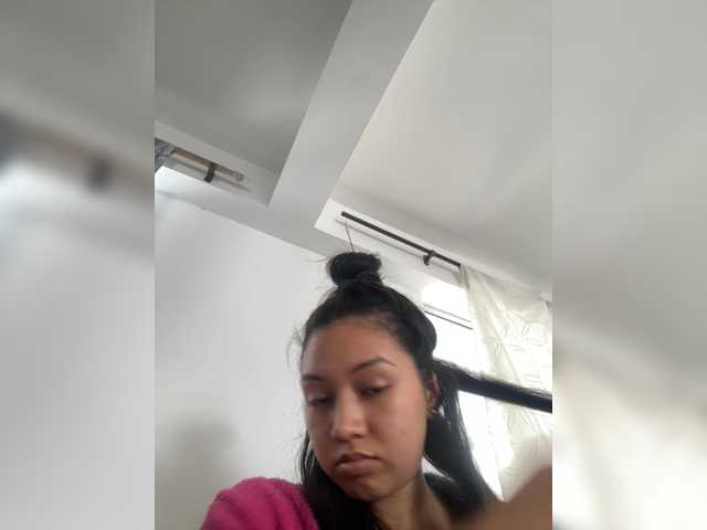 Sarayu- live cam on BongaCams