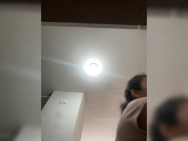 Sarayu- live cam on BongaCams