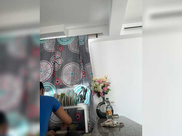 Sarayu- live cam on BongaCams