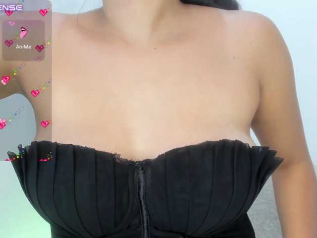 Sarayu- live cam on BongaCams