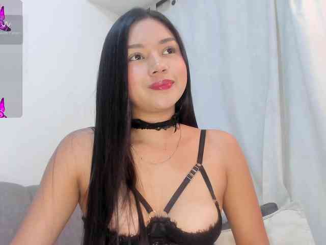 Sarayu- Live Webcam on BongaCams