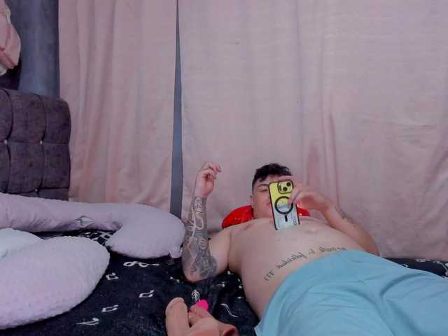 dulceandlion live cam on BongaCams