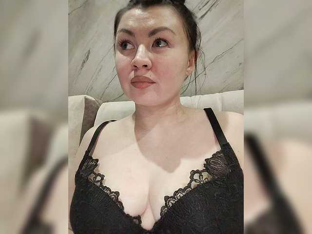 lenaMalina's BongaCams show and profile