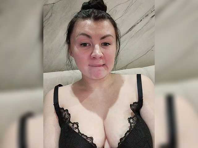 lenaMalina's BongaCams show and profile