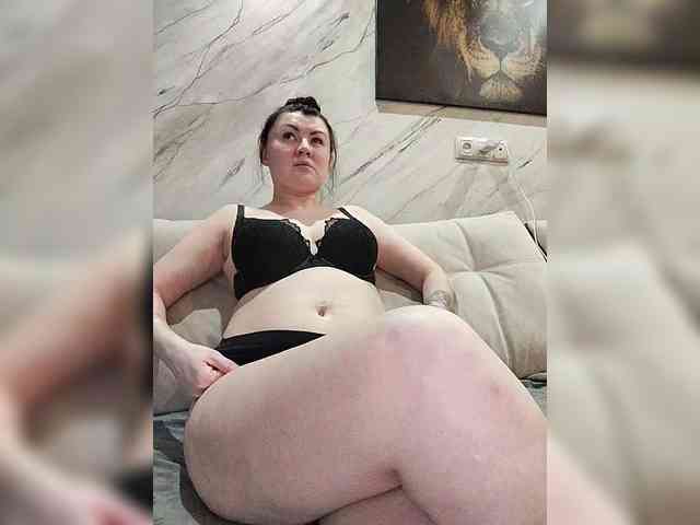 lenaMalina Live Webcam on BongaCams