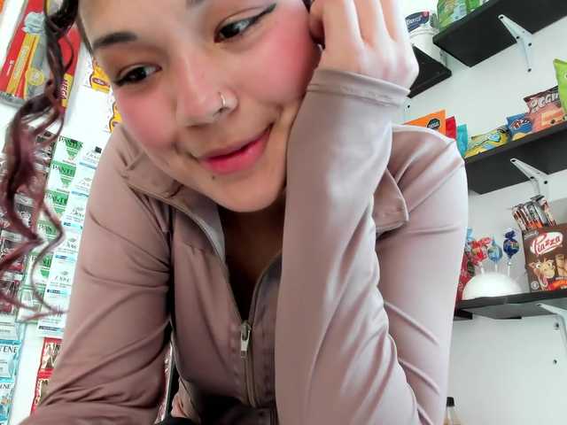 Camilla-Miller01 live cam on BongaCams
