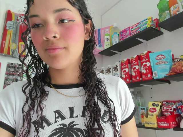 Camilla-Miller01 live cam on BongaCams