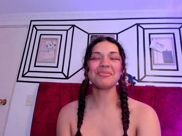 Camilla-Miller01 live cam on BongaCams