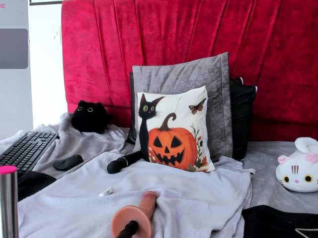 Camilla-Miller01 live cam on BongaCams