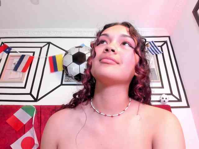 Camilla-Miller01 webcam