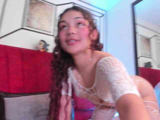 Camilla-Miller01 webcam