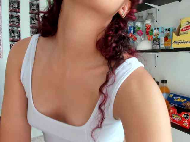Camilla-Miller01 webcam