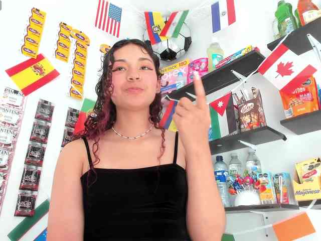 Camilla-Miller01 webcam