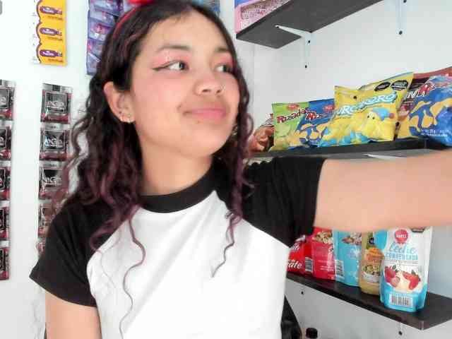 Camilla-Miller01 webcam