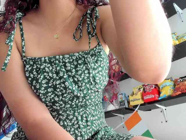 Camilla-Miller01 webcam