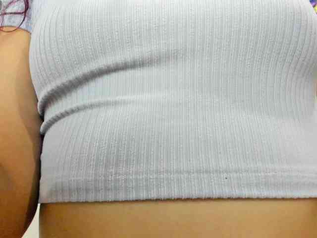 Camilla-Miller01 webcam