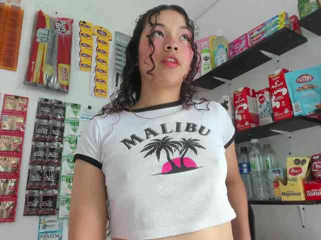 Camilla-Miller01 webcam