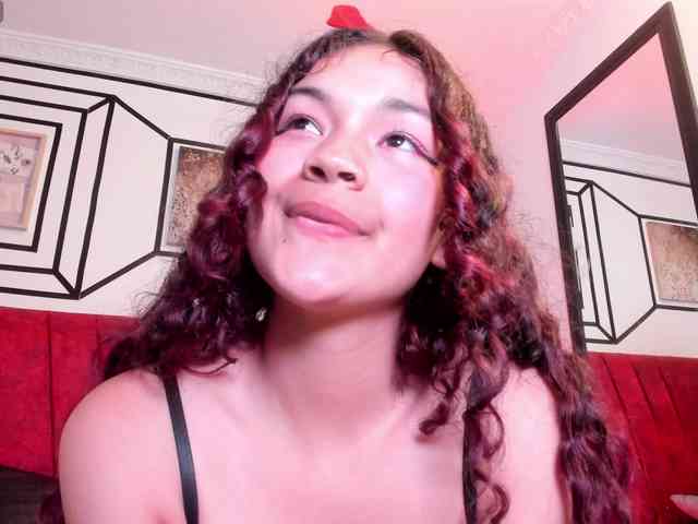 Camilla-Miller01 webcam