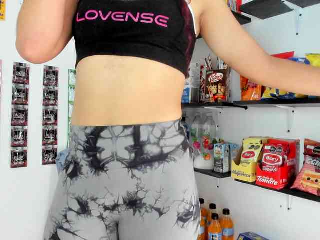 Camilla-Miller01 webcam