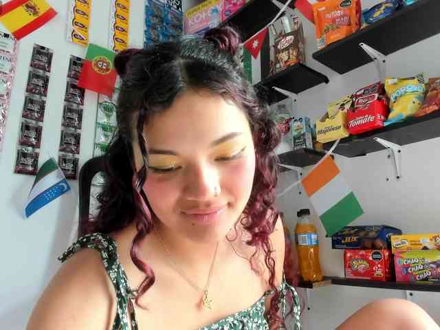 Camilla-Miller01 webcam