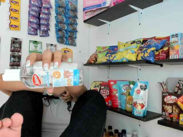 Camilla-Miller01 webcam