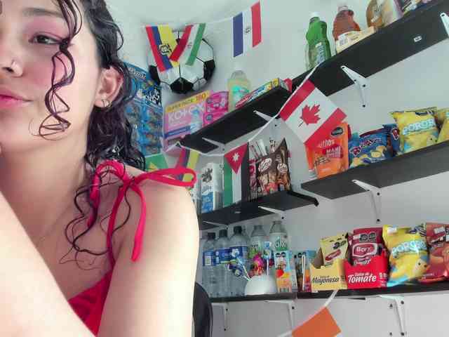 Camilla-Miller01 webcam