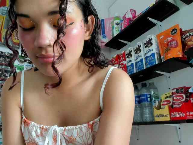 Camilla-Miller01 webcam