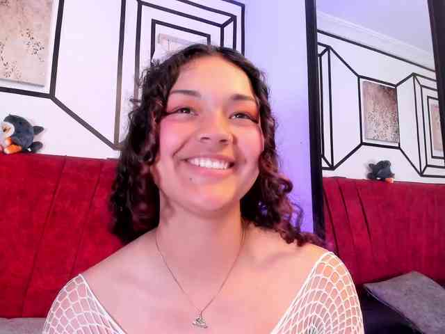 Camilla-Miller01 webcam