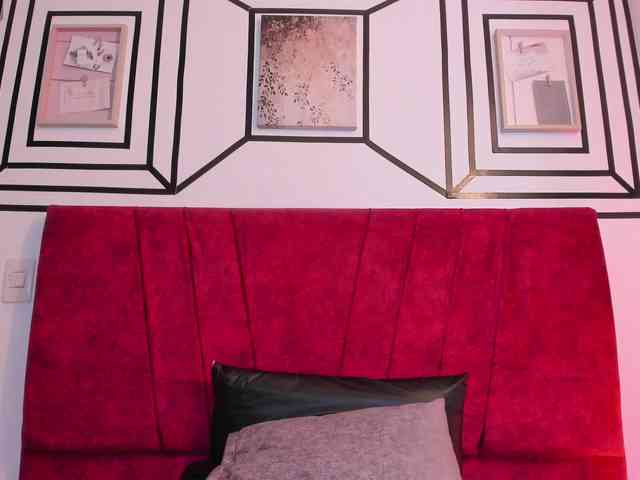 Camilla-Miller01 webcam