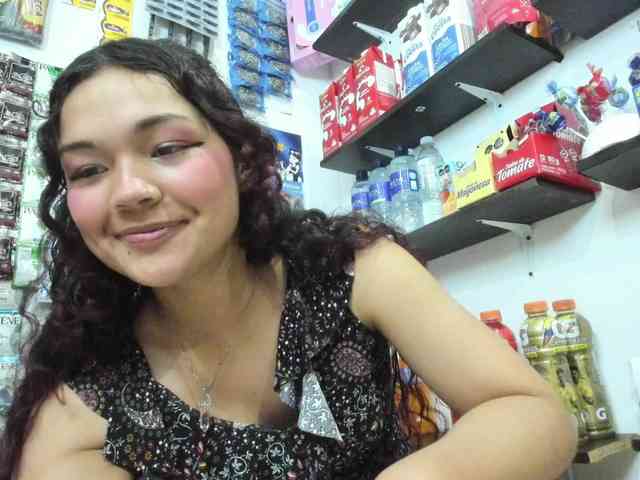 Camilla-Miller01 webcam