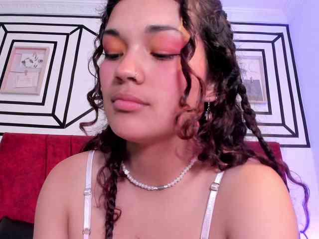 Camilla-Miller01 webcam