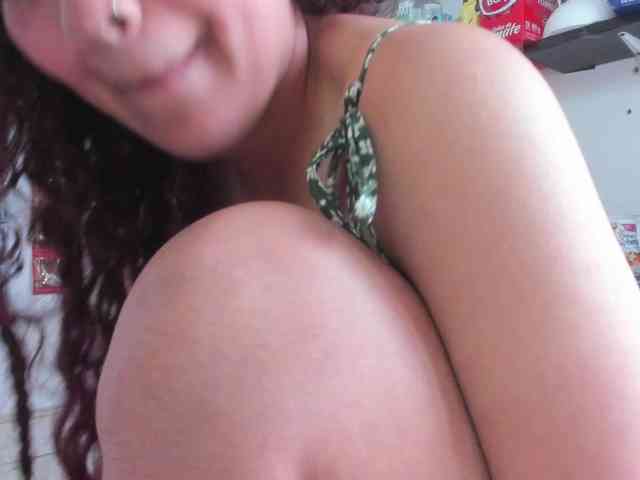 Camilla-Miller01 webcam