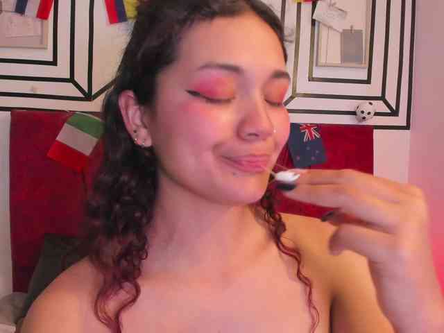Model: Camilla-Miller01