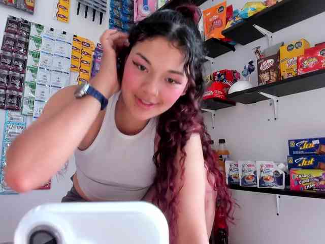 Camilla-Miller01 webcam