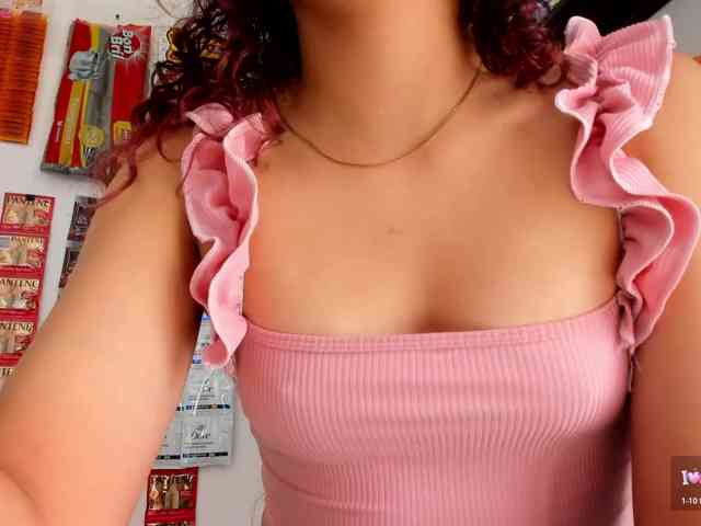 Camilla-Miller01 webcam