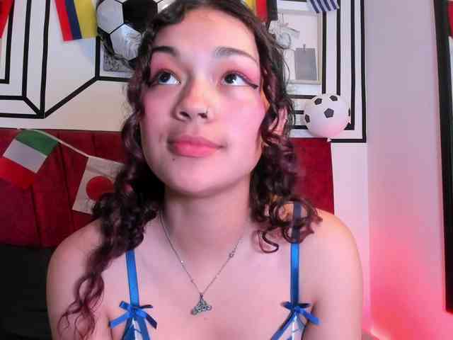 Camilla-Miller01 webcam