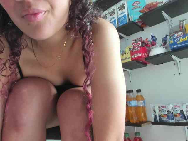 Camilla-Miller01 webcam