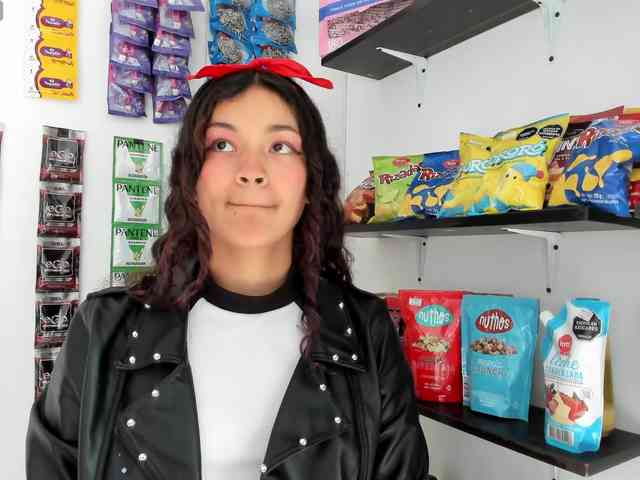 Camilla-Miller01 webcam