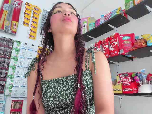 Camilla-Miller01 Live Webcam on BongaCams