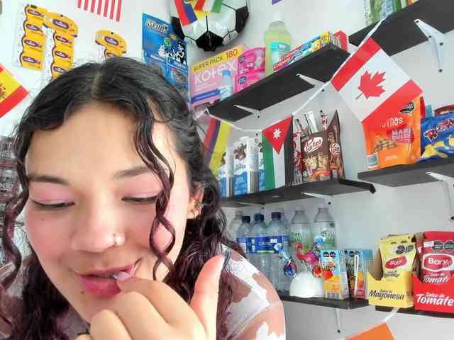 Camilla-Miller01 webcam