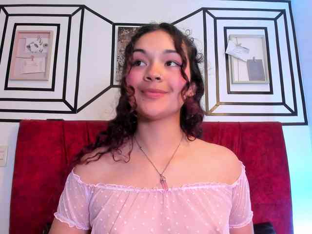 Camilla-Miller01 webcam