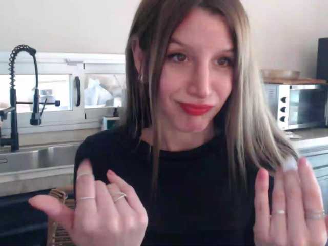 Sweet-Maga live cam on BongaCams