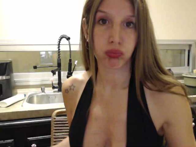 Sweet-Maga live cam on BongaCams